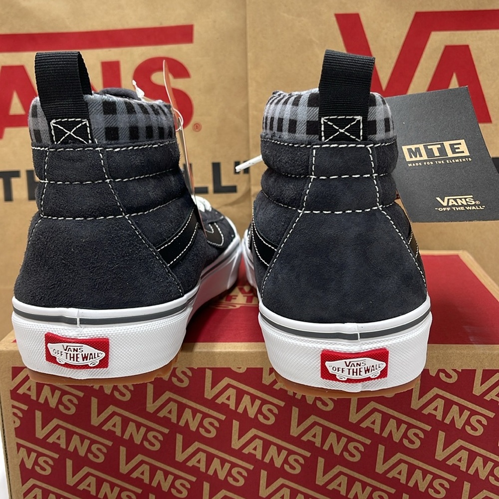Vans Men’s Sk8-Hi Mte-1 Plaid Grey/White
VN0A5HZYGYW Boots Sneakers - Picture 13 of 16